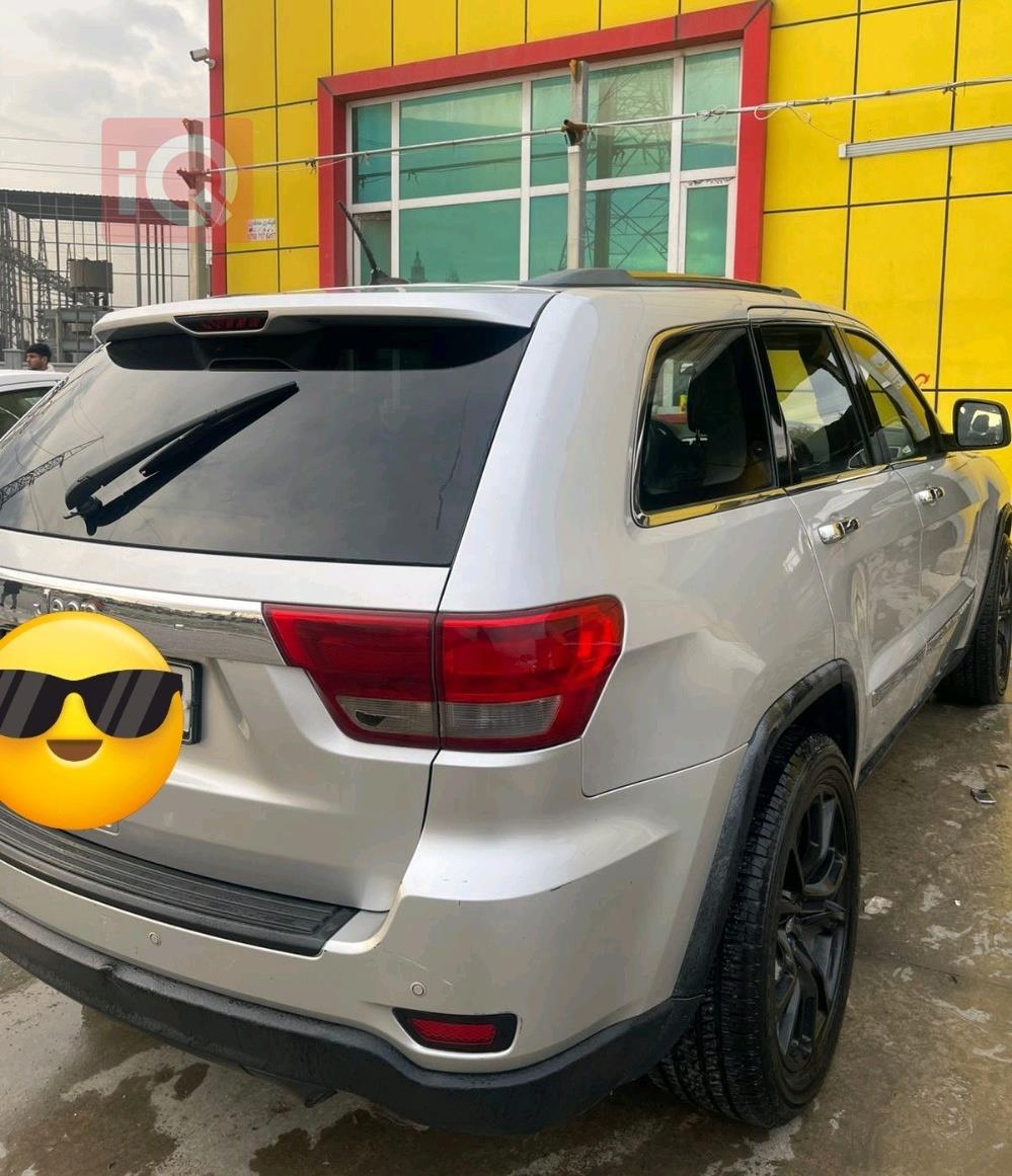 جيب جراند شيروكي